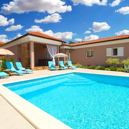 Villa Olgica 2269 Pula Dış mekan fotoğraf