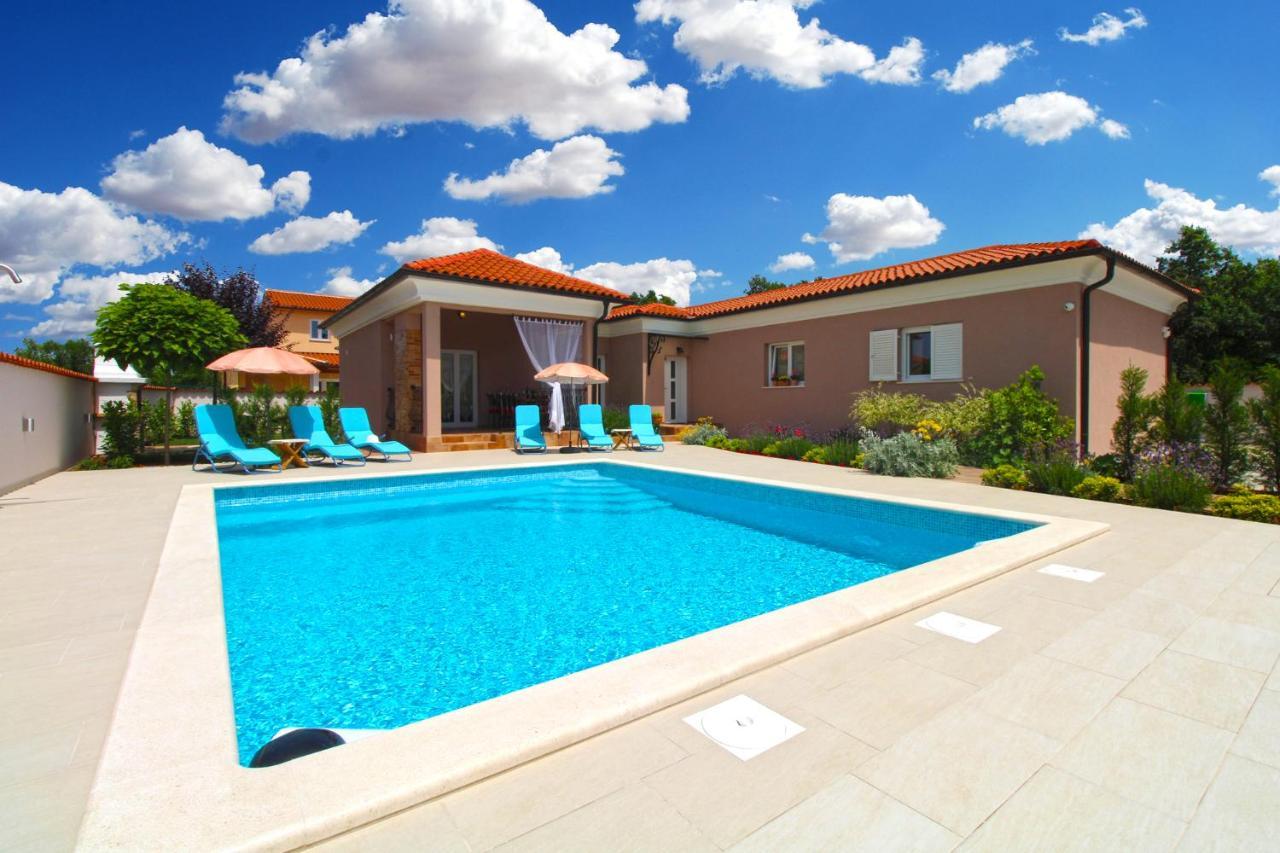 Villa Olgica 2269 Pula Dış mekan fotoğraf