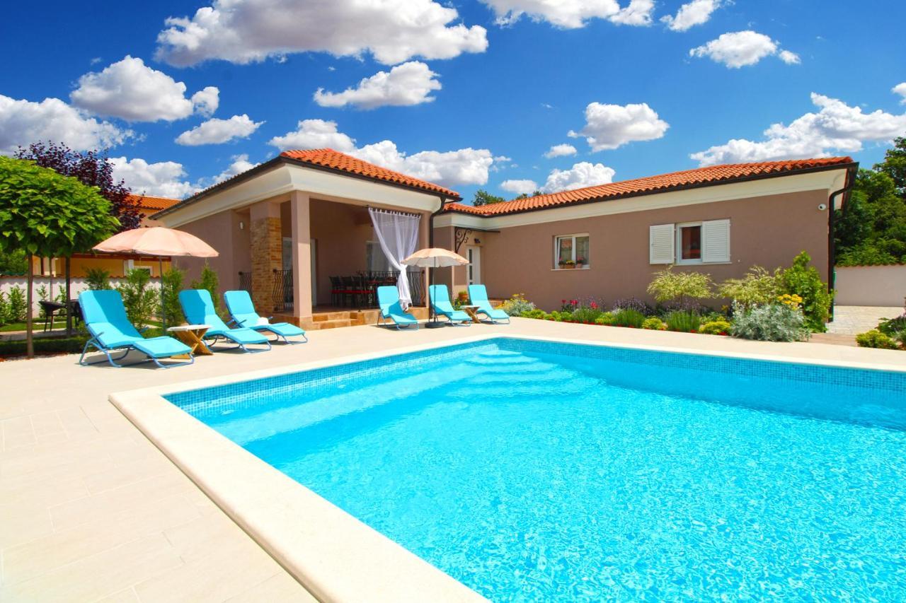 Villa Olgica 2269 Pula Dış mekan fotoğraf
